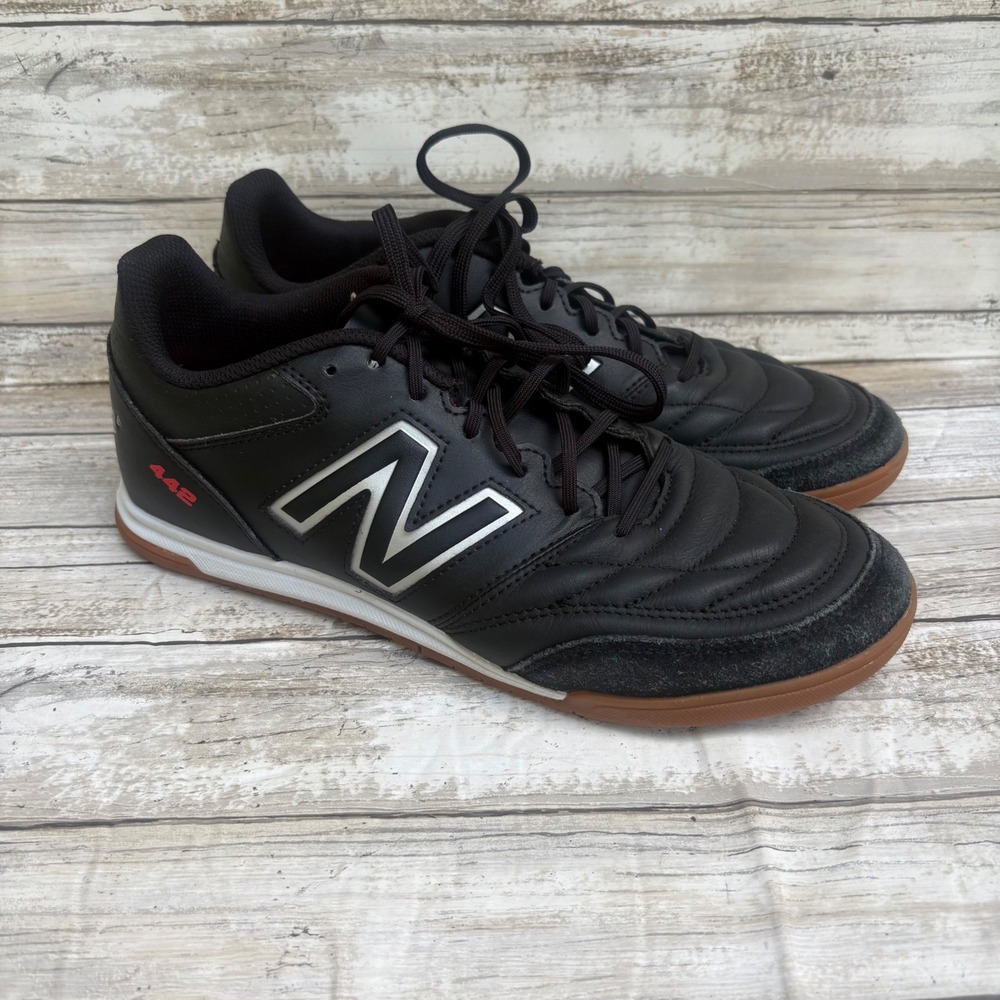 New Balance 442 V2 Academy Soccer Shoes 8.5M 10W Black Gently Used Indoor Futsal